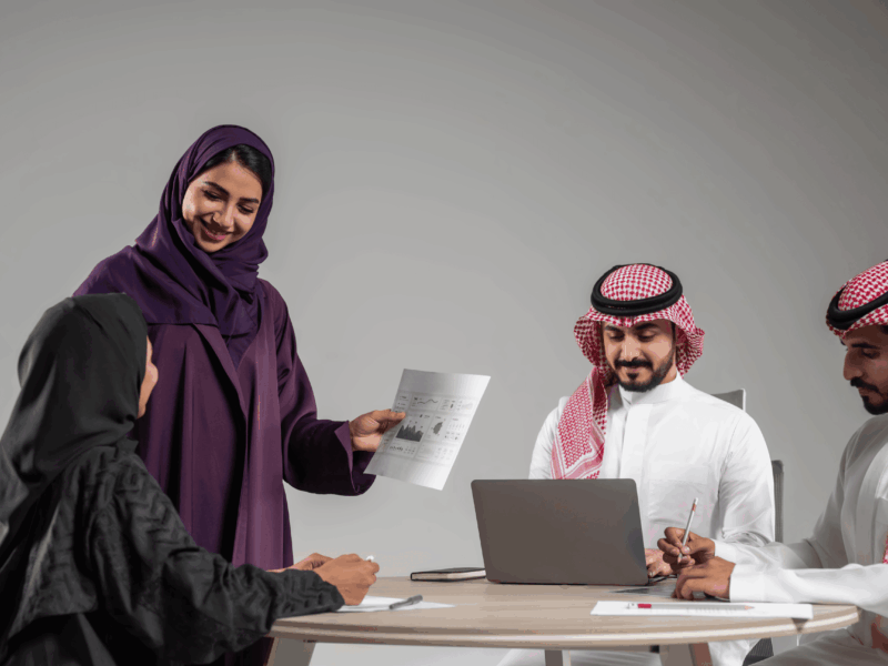برنامج دراية لتطوير الخريجين